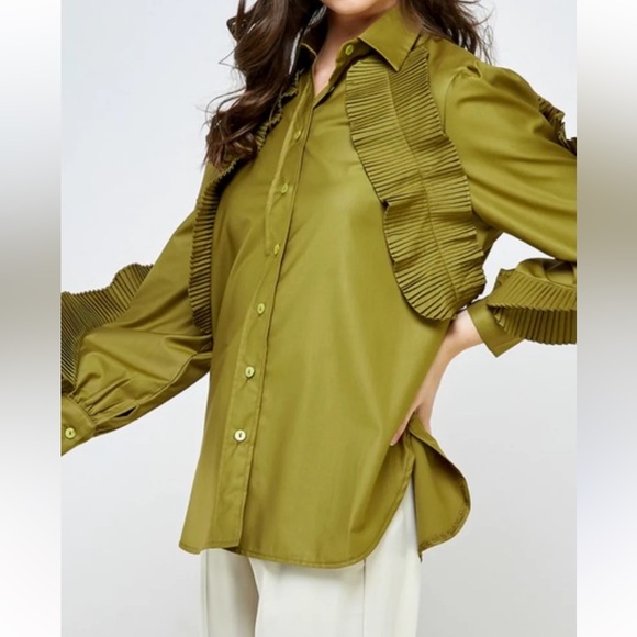 Rivir Tops - Pleated Detail Olive Green Button-Down Shirt